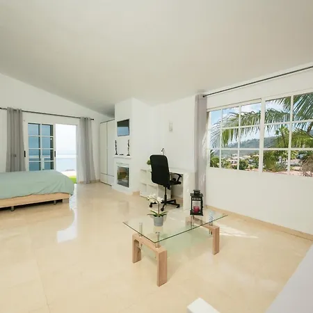 Fantastic With Amazing Sea Views Holiday home Puntillo Del Sol