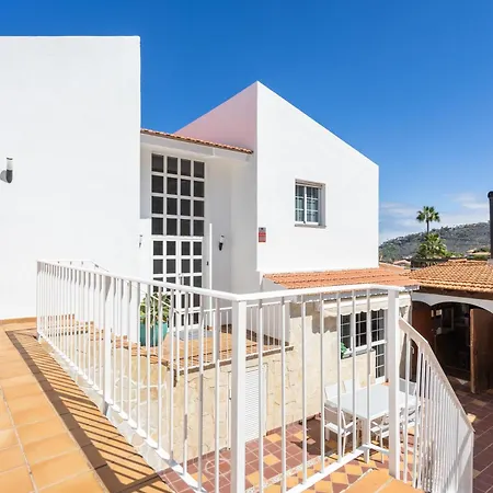 Fantastic With Amazing Sea Views Casa vacanze *