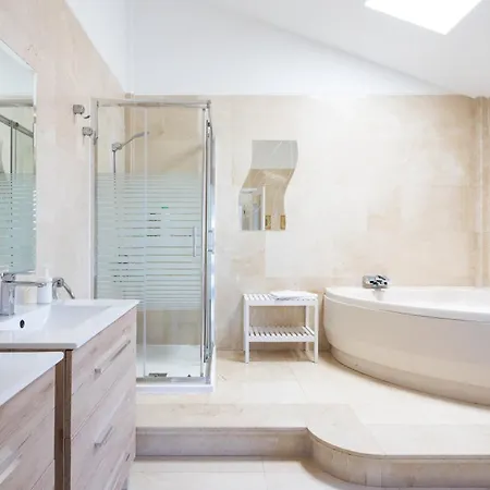 Fantastic With Amazing Sea Views Casa vacanze