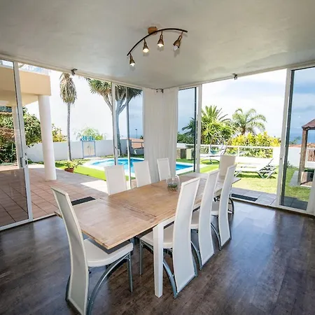 Сasa de vacaciones Fantastic With Amazing Sea Views